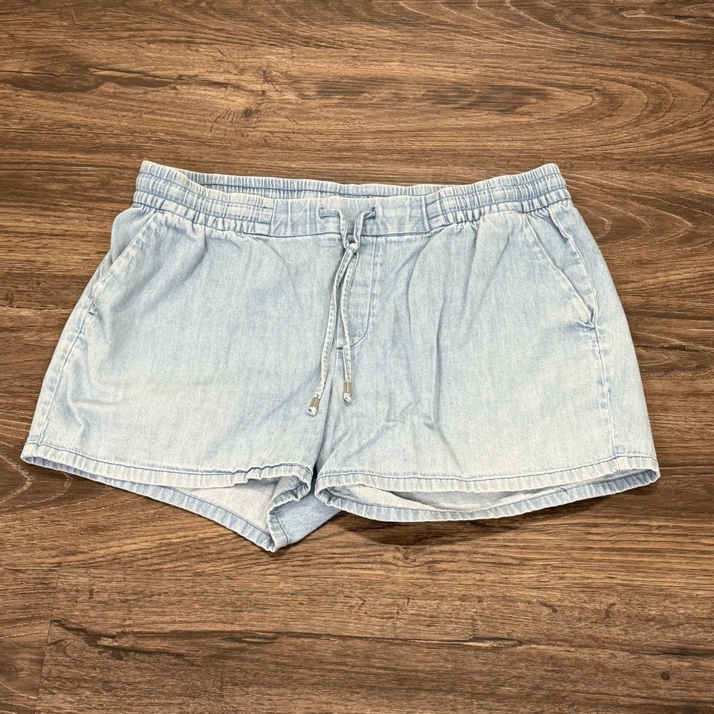 Old Navy Women’s Denim‎ Elastic Waist Shorts Size Large